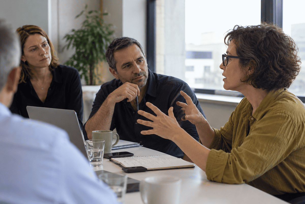 Vistage coaches and mentors guiding leaders